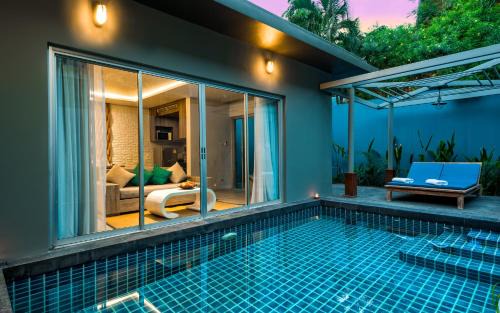 Chalong Resort | Villa Sonata Phuket