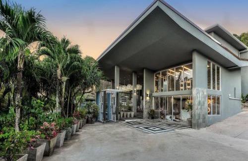 Chalong Resort | Villa Sonata Phuket