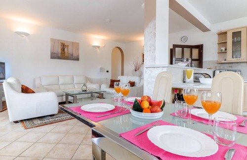Zbandaj Villa | Villa Sophie, Atemberaubenden Rückzugsort fur 8 Personen mit Pool und Meerblickn