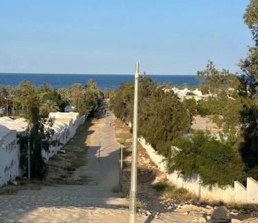 Zarzis Villa | Villa spacieuse 200 m à la plage