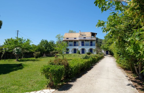 Sidari Apartment | Villa Spyridoula Studio 12 on the Beach