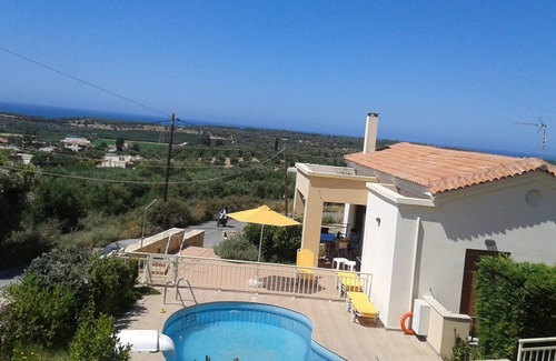 Houdetsi Villa | Villa Stefanos, Sea View, Private Pool, Near Sea