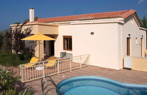 Houdetsi Villa | Villa Stefanos, Sea View, Private Pool, Near Sea