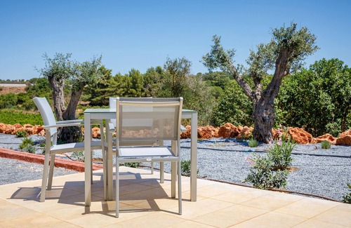 Estombar Apartment | Villa Suite 01 (Premium) - The Vines