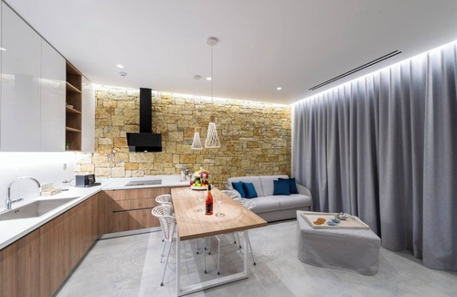 Katomerion Villa | Villa "Suite Diodora" with private pool, terrace & WiFi