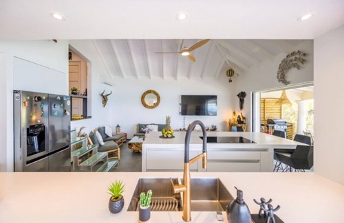Grand Case Villa | Villa Sunset - Panoramic View - Direct access to the Beaches
