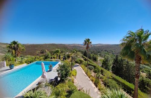 Budens Villa | Villa Surga, a luxurious and exclusive romantic villa in the Algarve
