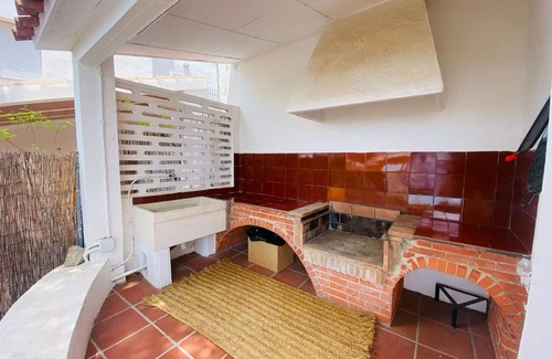 Oropesa del Mar Apartment | Villa surrounded by pine trees with sea views - ServHouse