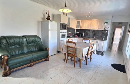 Sauvian House | Villa swimming pool and private parking