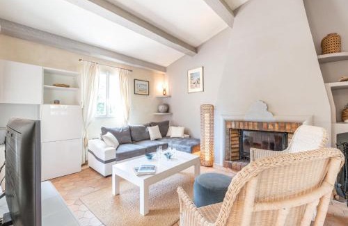 La Croix-Valmer Villa | Villa Sylvabelle by Interhome