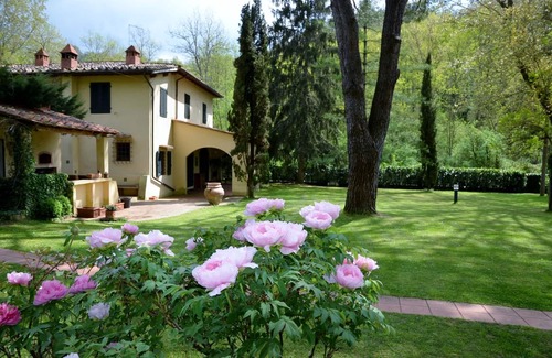 Terranuova Bracciolini Villa | VILLA TERRA NOVA Pool & Garden in Tuscany