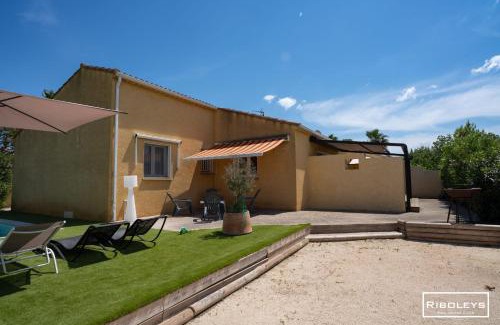 Vias Villa | Villa T4 climatisée avec piscine privée