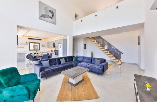 Sarıbelen Villa | Villa Taha in Kas with 3 bedrooms and 3 bathrooms