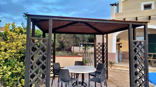 Cales Piques Villa | Villa TALI piscina, wifi, cerca de CIUDADELA