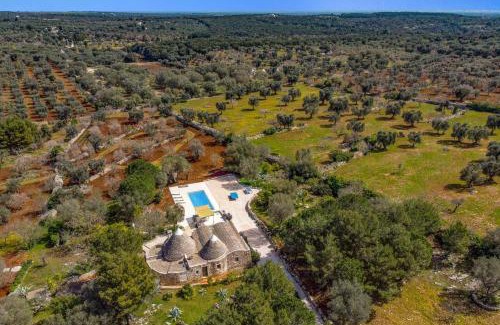 Ceglie Messapica Villa | Villa Tarsilla by Villa Plus