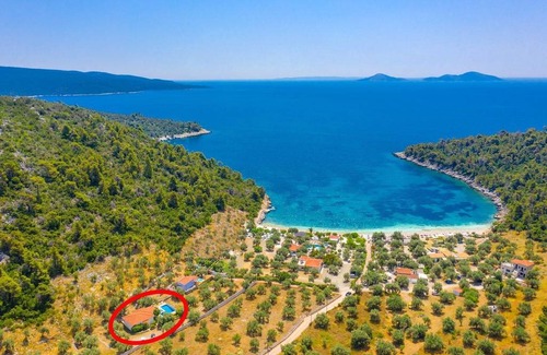 Votsi Villa | Villa Tassoula: Large Private Pool, Walk to Beach, WiFi