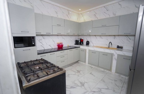Ngor Apartment | Villa Tawfekh: Villa privée avec piscine, vue mer et balcon