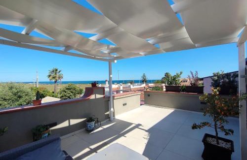 Syracuse Villa | Villa Tea con piscina a pochi passi dal mare
