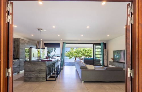 Moorea-Maiao Villa | Villa Tehani - 3BR Beachfront Villa