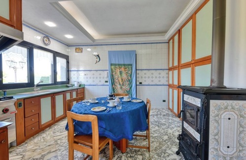 Syracuse Villa | Villa Terra Di Luce, Mediterranean Charm near Syracuse