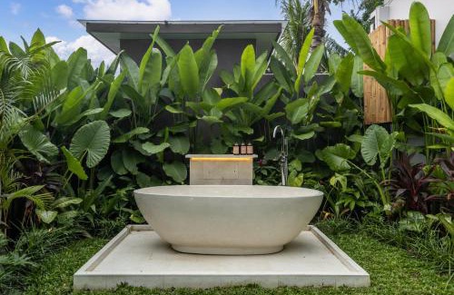 Singakerta Villa | Villa Tetiaroa by BaliSuperHost