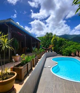 Bouillante House | VILLA TI'ROUCOU 3 étoiles - vue mer et piscine privée sans vis à vis