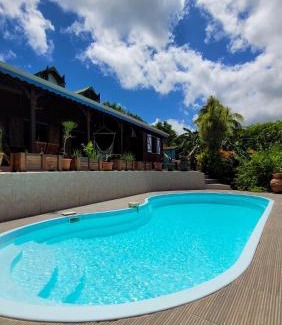 Bouillante House | VILLA TI'ROUCOU 3 étoiles - vue mer et piscine privée sans vis à vis