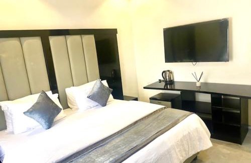 Port Harcourt Hotel | Villa toscana luxe GRA PORT HARCOURT