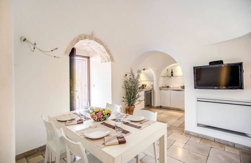 San Michele Salentino Villa | Villa Trullo - Four Bedroom Villa, Sleeps 8
