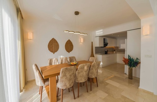 Fethiye Villa | Villa Ucar J Peacefull 4 bed villa with pool in Oludeniz Ovacık area