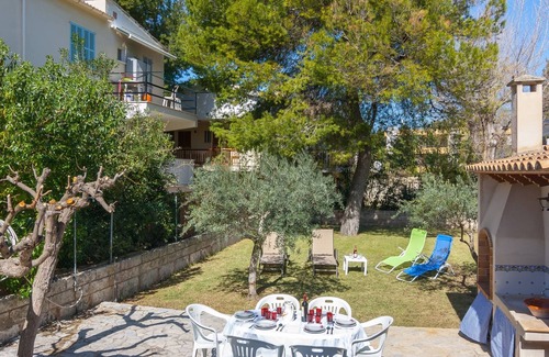 Alcudia Cottage | Villa Vallespir - Beautiful villa with garden 200 meters away from the beach