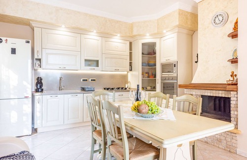 Marina di Felloniche Villa | Villa "Vanessa" with Sea View, Private Pool & Wi-Fi