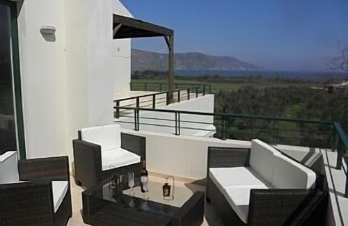 Mathes Villa | Villa Vanilla, Georgioupolis, Pool, Near Beautiful Beaches