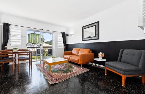 Cairns Central Business District Apartment | Villa Vaucluse Apartments