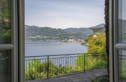 Orta San Giulio Apartment | Villa Vescovo Appartamento con accesso al lago