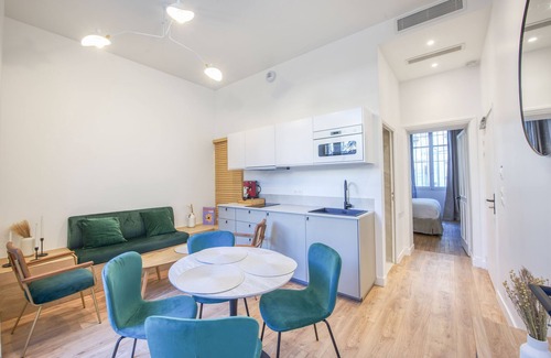 Avignon City Centre Apartment | Villa Victor Hugo by Odomo