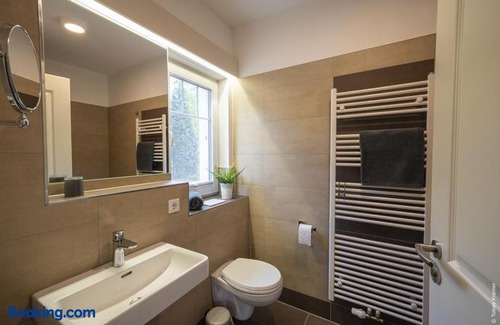 Kroeslin Apartment | Villa Vier Inselblick