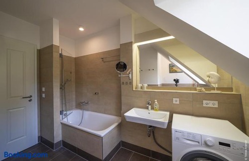 Kroeslin Apartment | Villa Vier Inselblick