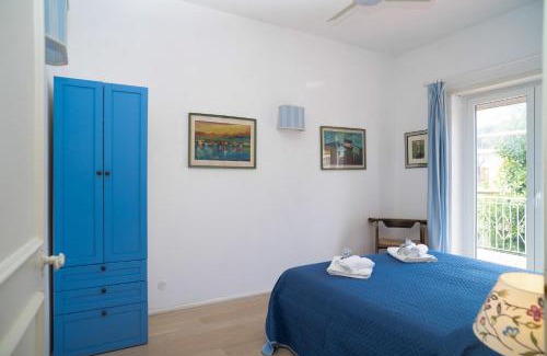 Latina Lido Villa | Villa vintage a 100m dal mare, relax a Terracina