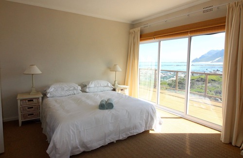 Betty's Bay Villa | Villa Vista in Betty's Bay