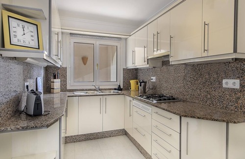 Pinar del Advocat Villa | Villa 'Vista Moraira' with Sea View, Wi-Fi and Air Conditioning