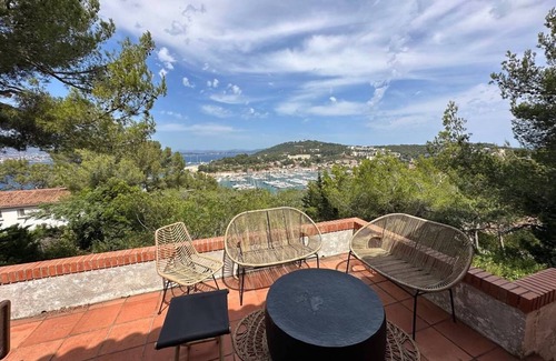 Saint-Mandrier-sur-Mer House | Villa vue Mer, 3 Chambres, Terrasse, Wifi