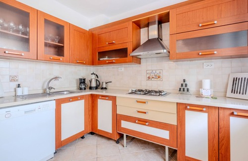 Urla Villa | Villa w Garden 5 min to Altinkoy Beach in Urla