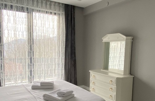 Sapanca Villa | Villa w Pool and Garden 5 min to Sapanca Lake