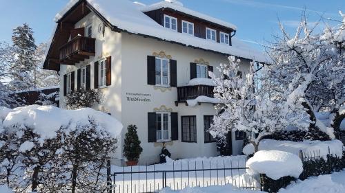 Kochel am See Apartment | Villa Waldfrieden - Ferienwohnungen und -Haus