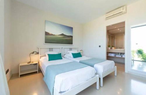 Salobre Villa | Villa with Shared Heated Pool Access in Luxury Golf Resort