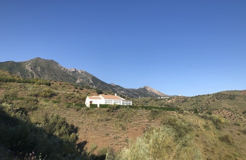 Canillas de Aceituno Villa | Villa with swimming pool, near the sea, for 8 people, fully equipped