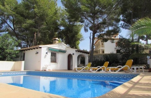 La Sabatera Ski Chalet | villa with 2 bedrooms and private pool located in Moraira. free Wi-Fi