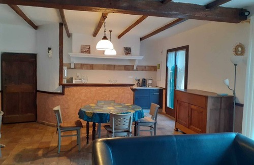 Pomerols House | Villa with all mod cons, private pool