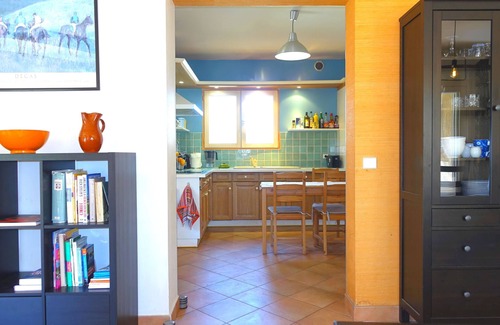 Laroque-des-Alberes Villa | Villa with large garden and swimming pool, close to the village center